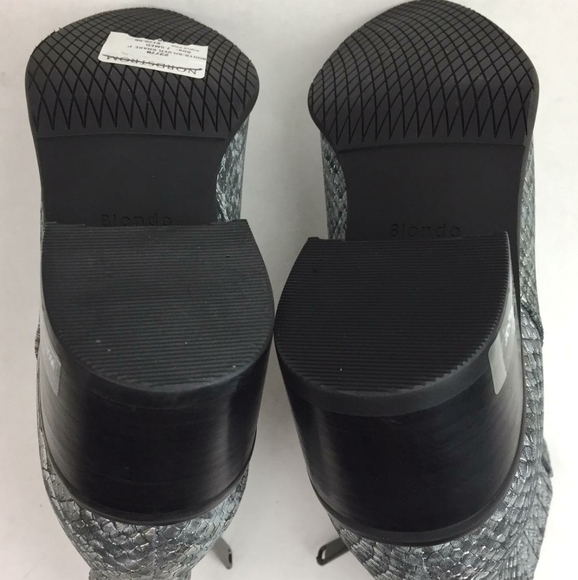 Blondo Elvina Waterproof Bootie 7.5. Narrow at toe - Picture 9 of 14